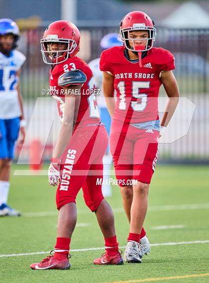 Thumbnail 1 in Channelview vs North Shore (A Team) photogallery.
