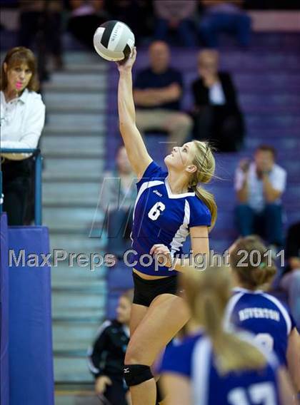 Thumbnail 1 in Bingham @ Riverton photogallery.