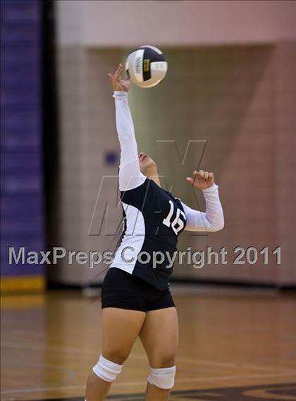 Thumbnail 3 in Bingham @ Riverton photogallery.