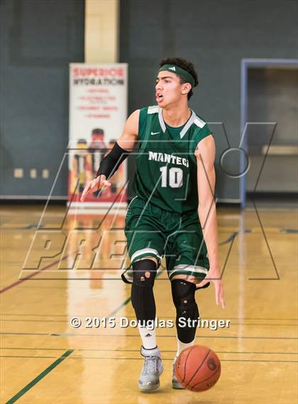 Thumbnail 3 in Manteca vs. Saint Mary's (Prep 2 Prep Tip-Off Classic) photogallery.