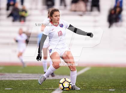 Thumbnail 2 in St. Ignatius vs Presentation photogallery.