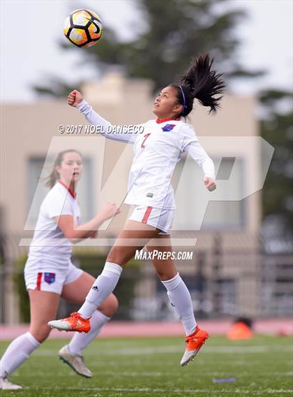 Thumbnail 2 in St. Ignatius vs Presentation photogallery.