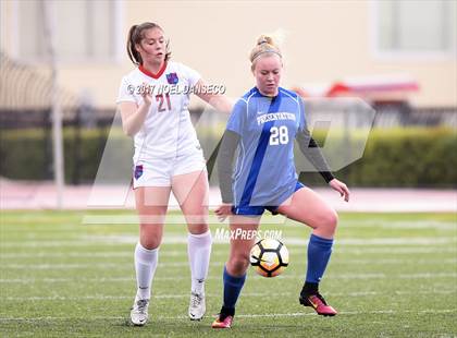 Thumbnail 2 in St. Ignatius vs Presentation photogallery.