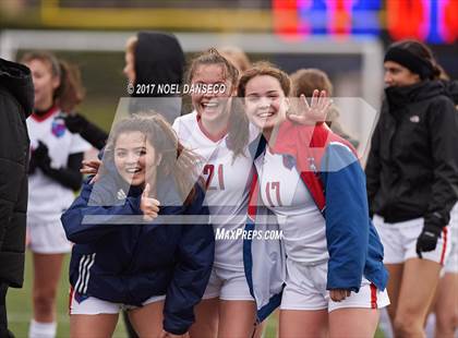 Thumbnail 3 in St. Ignatius vs Presentation photogallery.