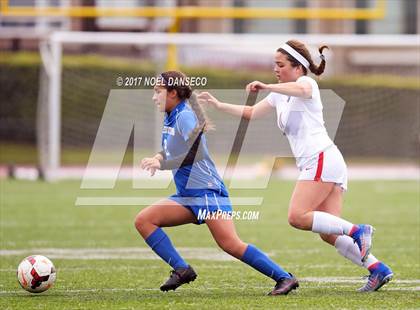 Thumbnail 1 in St. Ignatius vs Presentation photogallery.