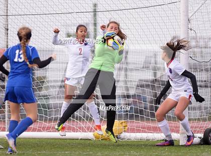 Thumbnail 1 in St. Ignatius vs Presentation photogallery.