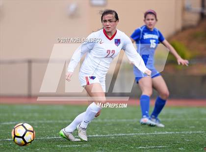 Thumbnail 2 in St. Ignatius vs Presentation photogallery.