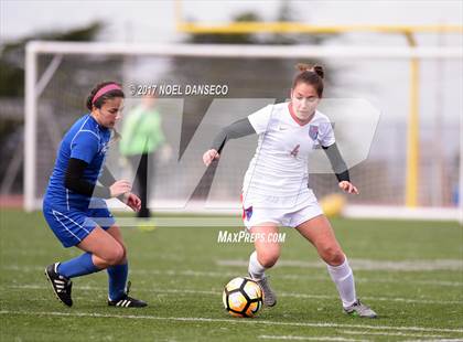 Thumbnail 1 in St. Ignatius vs Presentation photogallery.