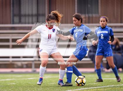 Thumbnail 3 in St. Ignatius vs Presentation photogallery.