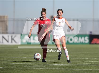 Thumbnail 1 in American Fork vs. Skyridge (UHSAA 6A Semifinal) photogallery.