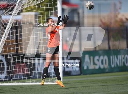 Thumbnail 1 in American Fork vs. Skyridge (UHSAA 6A Semifinal) photogallery.