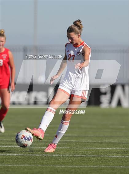 Thumbnail 3 in American Fork vs. Skyridge (UHSAA 6A Semifinal) photogallery.