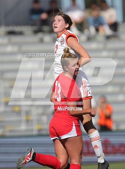 Thumbnail 1 in American Fork vs. Skyridge (UHSAA 6A Semifinal) photogallery.