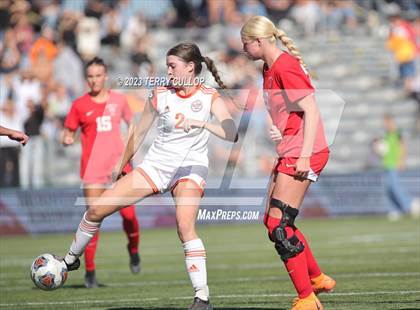 Thumbnail 3 in American Fork vs. Skyridge (UHSAA 6A Semifinal) photogallery.