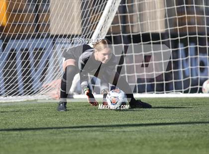 Thumbnail 2 in American Fork vs. Skyridge (UHSAA 6A Semifinal) photogallery.