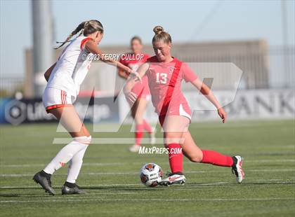 Thumbnail 3 in American Fork vs. Skyridge (UHSAA 6A Semifinal) photogallery.