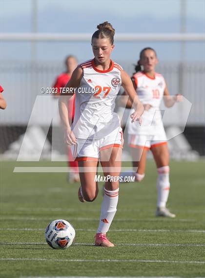 Thumbnail 1 in American Fork vs. Skyridge (UHSAA 6A Semifinal) photogallery.