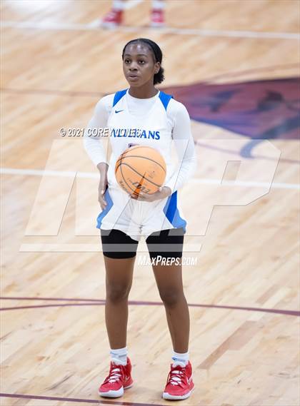 Thumbnail 2 in Central vs Veterans (Screamin' Demon Invitational) photogallery.