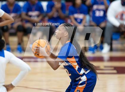 Thumbnail 2 in Central vs Veterans (Screamin' Demon Invitational) photogallery.