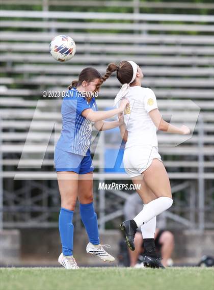 Thumbnail 1 in Great Bridge vs Smithfield (VHSL Class 4 Region A Final) photogallery.