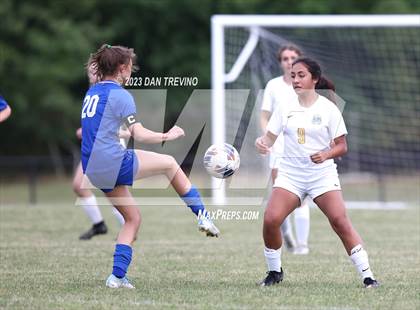 Thumbnail 2 in Great Bridge vs Smithfield (VHSL Class 4 Region A Final) photogallery.