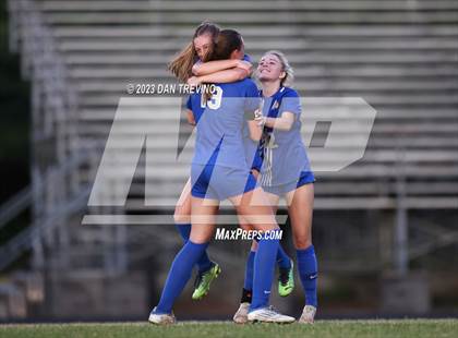 Thumbnail 2 in Great Bridge vs Smithfield (VHSL Class 4 Region A Final) photogallery.