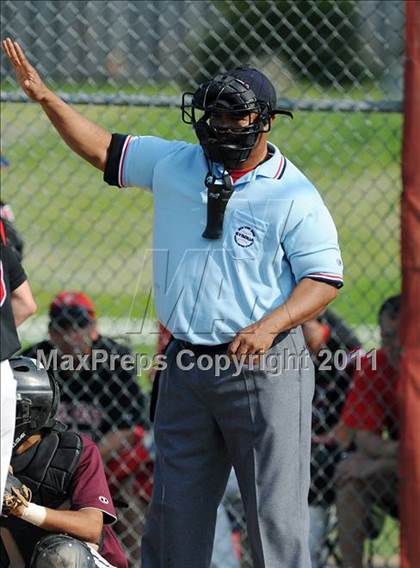 Thumbnail 3 in Ossining @ Fox Lane (Section 1 Class AA Quarterfinal) photogallery.