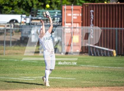 Thumbnail 2 in Del Norte @ San Pasqual photogallery.
