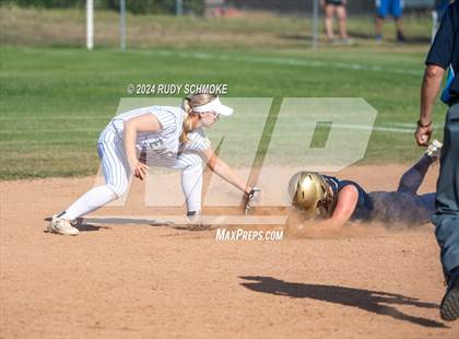 Thumbnail 1 in Del Norte @ San Pasqual photogallery.