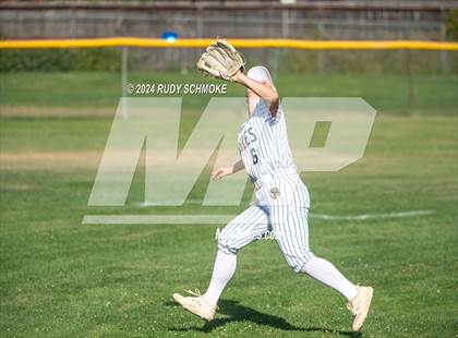 Thumbnail 2 in Del Norte @ San Pasqual photogallery.