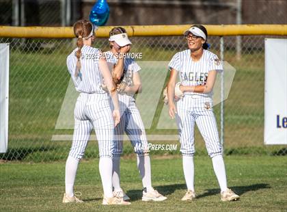 Thumbnail 3 in Del Norte @ San Pasqual photogallery.