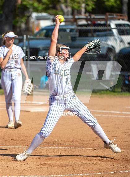 Thumbnail 2 in Del Norte @ San Pasqual photogallery.