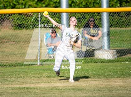 Thumbnail 2 in Del Norte @ San Pasqual photogallery.