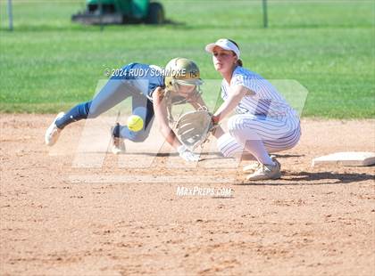 Thumbnail 2 in Del Norte @ San Pasqual photogallery.
