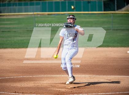 Thumbnail 3 in Del Norte @ San Pasqual photogallery.