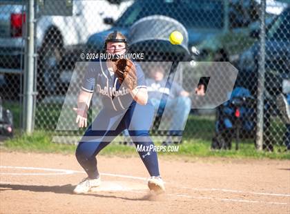 Thumbnail 1 in Del Norte @ San Pasqual photogallery.