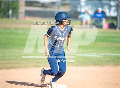 Thumbnail 2 in Del Norte @ San Pasqual photogallery.