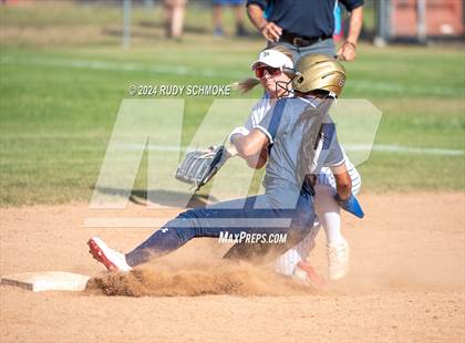 Thumbnail 1 in Del Norte @ San Pasqual photogallery.