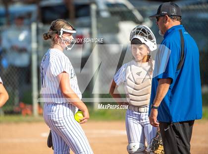 Thumbnail 2 in Del Norte @ San Pasqual photogallery.