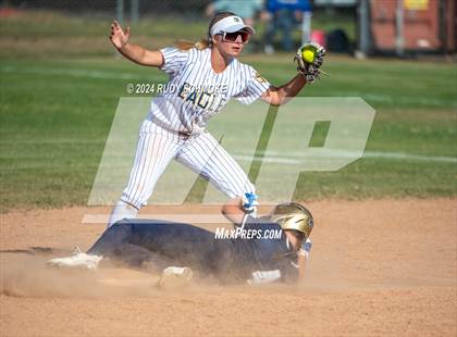 Thumbnail 1 in Del Norte @ San Pasqual photogallery.