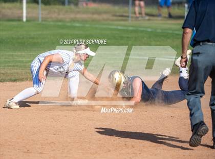 Thumbnail 2 in Del Norte @ San Pasqual photogallery.
