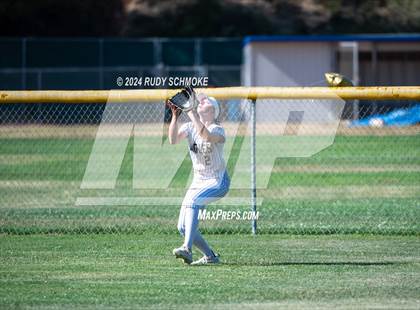 Thumbnail 2 in Del Norte @ San Pasqual photogallery.