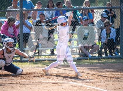 Thumbnail 2 in Del Norte @ San Pasqual photogallery.