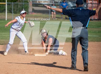 Thumbnail 2 in Del Norte @ San Pasqual photogallery.