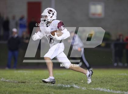 Thumbnail 2 in Canal Winchester @ Big Walnut (OHSAA D2 Regional) photogallery.