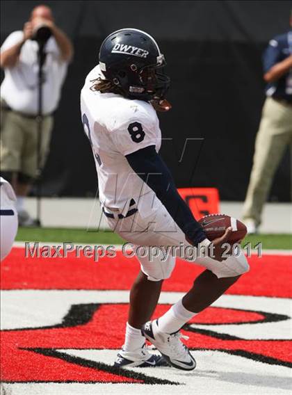 Thumbnail 1 in Dwyer vs. Glenville (Kirk Herbstreit National Kickoff Classic) photogallery.