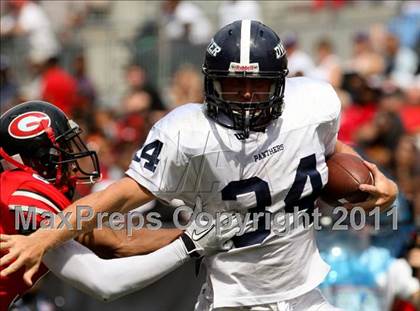 Thumbnail 3 in Dwyer vs. Glenville (Kirk Herbstreit National Kickoff Classic) photogallery.