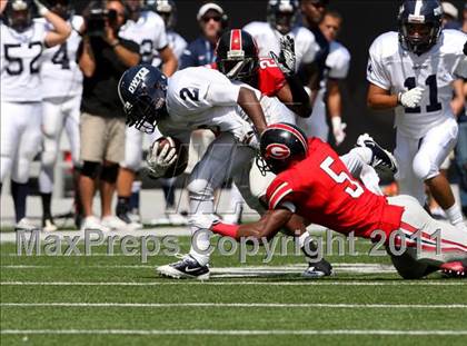 Thumbnail 2 in Dwyer vs. Glenville (Kirk Herbstreit National Kickoff Classic) photogallery.