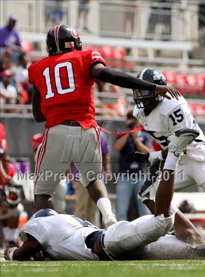 Thumbnail 1 in Dwyer vs. Glenville (Kirk Herbstreit National Kickoff Classic) photogallery.