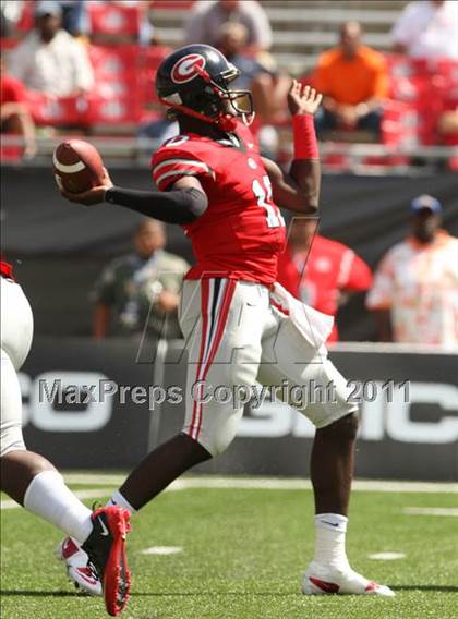 Thumbnail 3 in Dwyer vs. Glenville (Kirk Herbstreit National Kickoff Classic) photogallery.